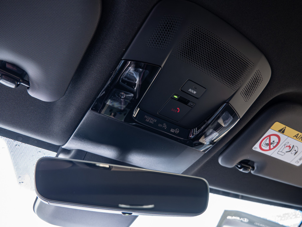 Fahrzeugansicht LEXUS LBX 1.5 Hybrid Elegant Black Edition - Bild 21