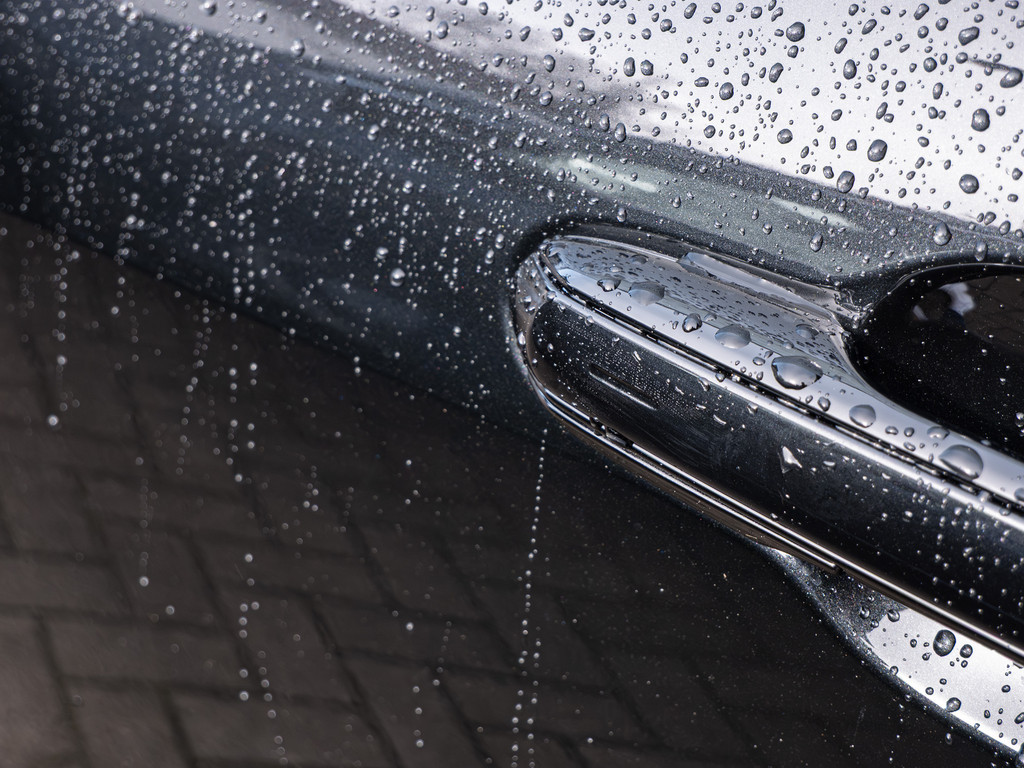 Fahrzeugansicht LEXUS LBX 1.5 Hybrid Elegant Black Edition - Bild 40