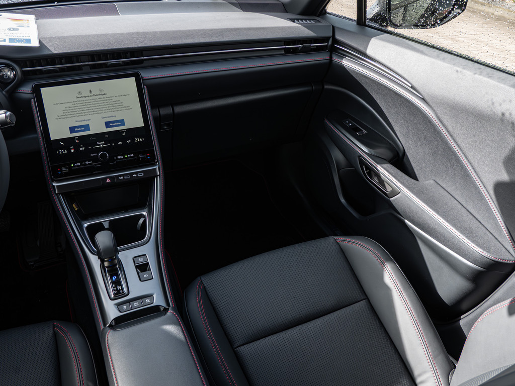 Fahrzeugansicht LEXUS LBX Elegant Black Edition - Bild 7