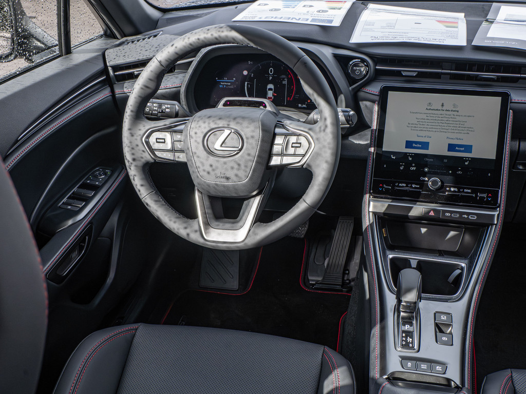 Fahrzeugansicht LEXUS LBX Elegant Black Edition - Bild 7