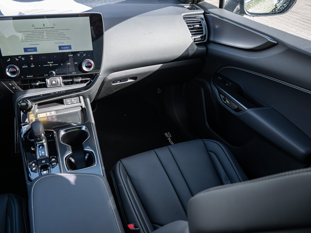 Fahrzeugansicht LEXUS NX 450h + F Sport - Bild 7