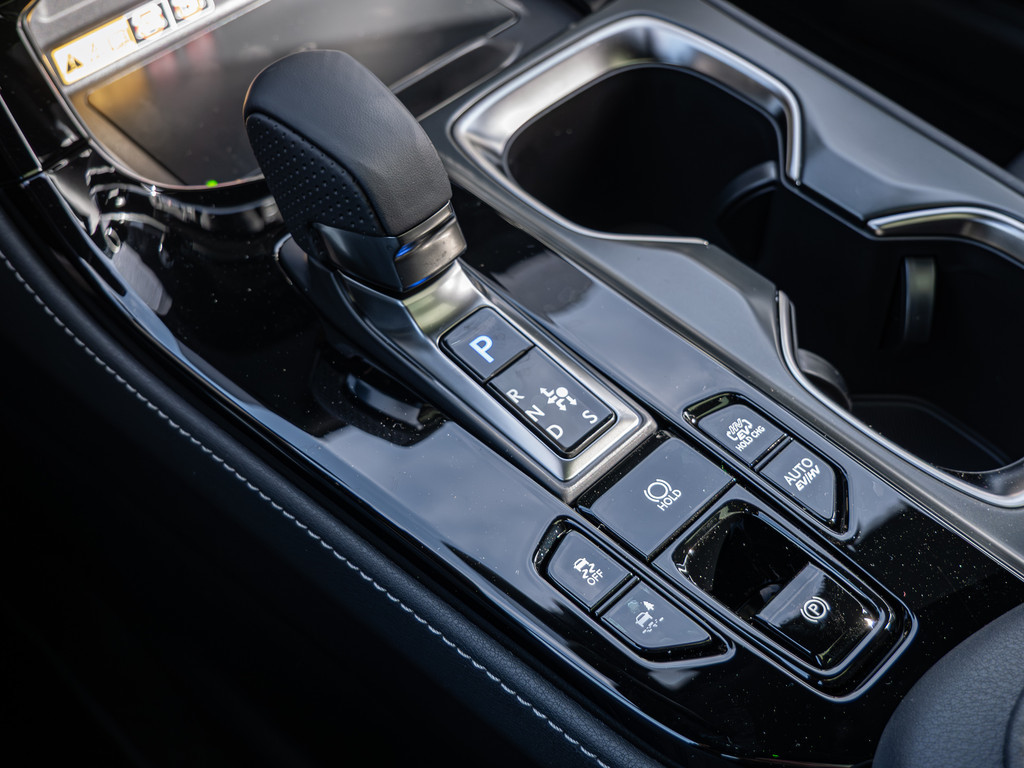 Fahrzeugansicht LEXUS NX 450h + F Sport - Bild 24