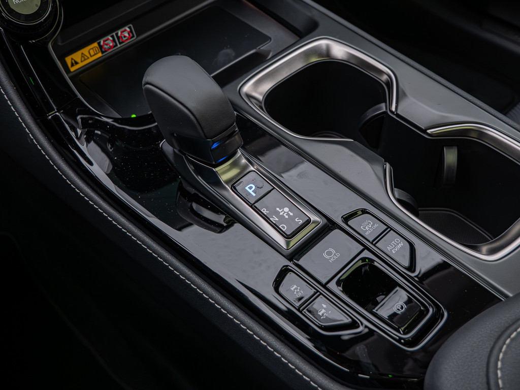 Fahrzeugansicht LEXUS NX 450h + Executive - Bild 26