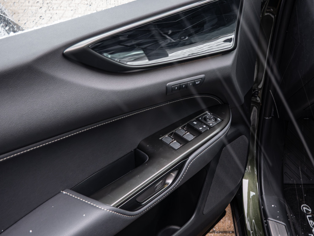 Fahrzeugansicht LEXUS NX 450h + Executive - Bild 37