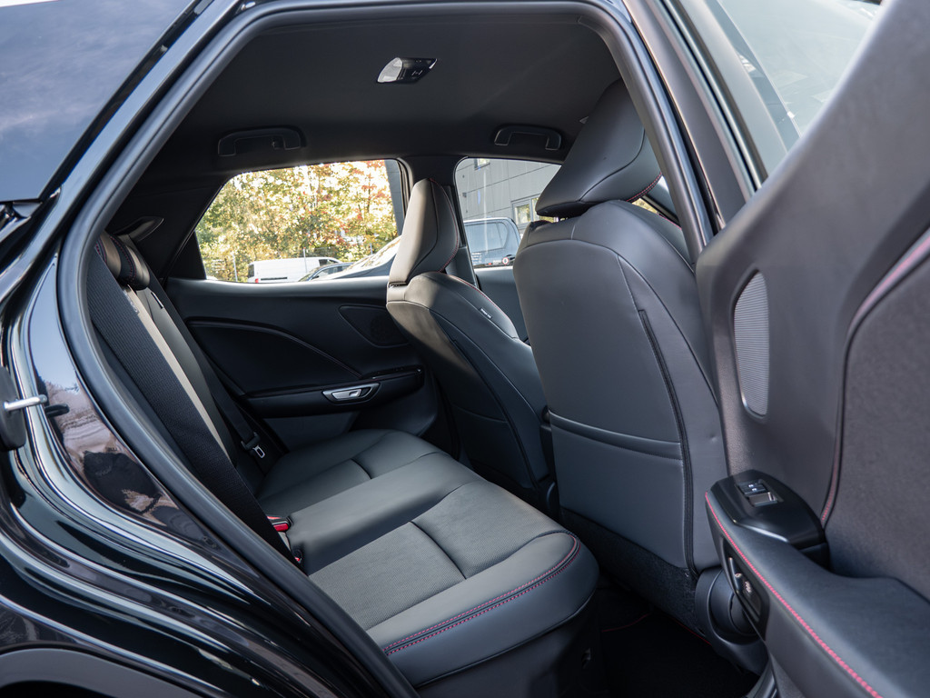 Fahrzeugansicht LEXUS LBX Elegant Black Edition - Bild 5