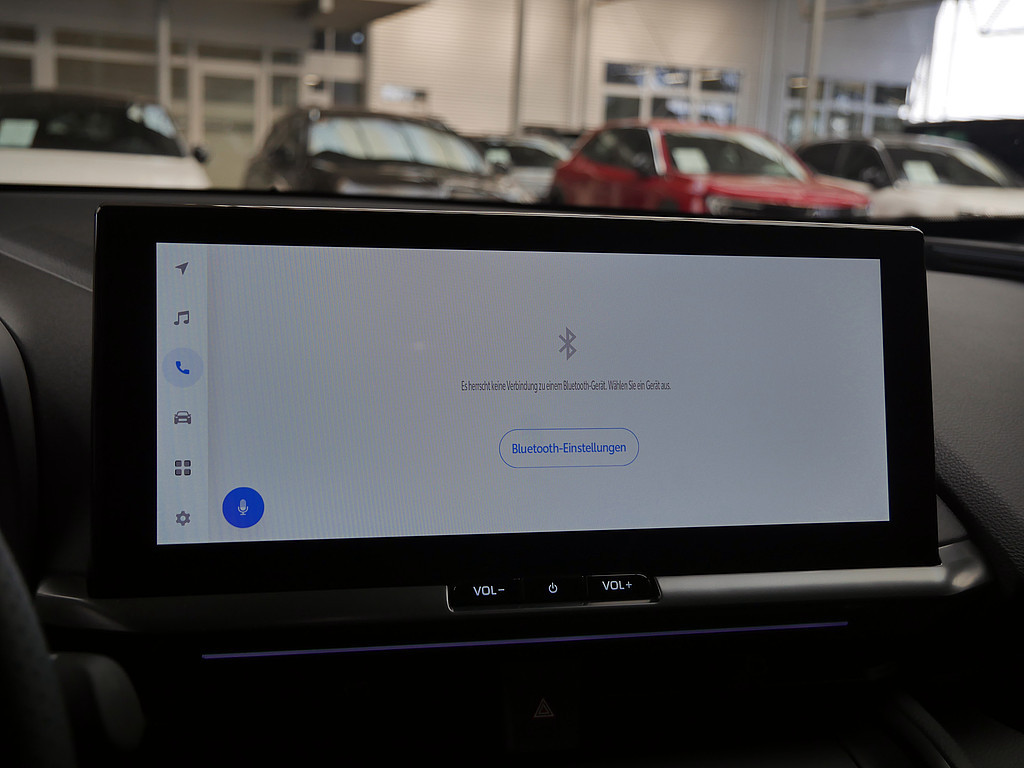 Fahrzeugansicht TOYOTA C-HR 2.0 Plug-In Hybrid FWD GR Sport - Bild 13