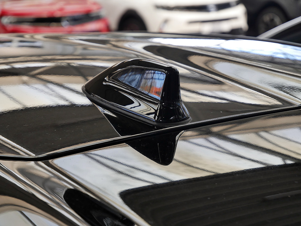 Fahrzeugansicht TOYOTA C-HR 2.0 Plug-In Hybrid FWD GR Sport - Bild 33