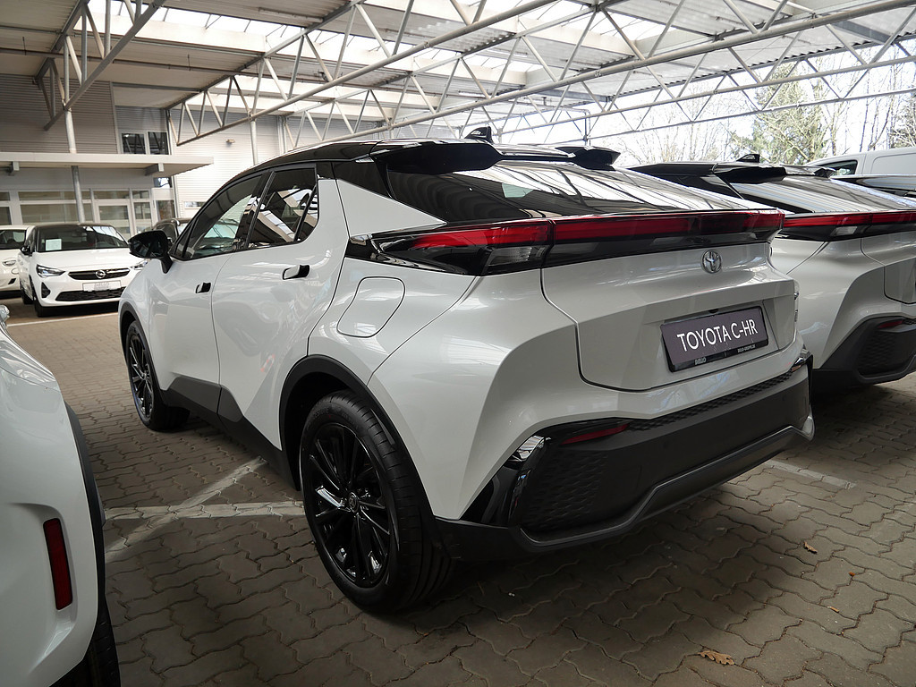 Fahrzeugansicht TOYOTA C-HR 2.0 Plug-In Hybrid FWD GR Sport - Bild 34