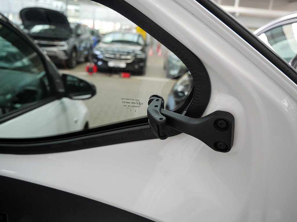 Fahrzeugansicht TOYOTA Aygo 1.0 X-Final - Bild 3