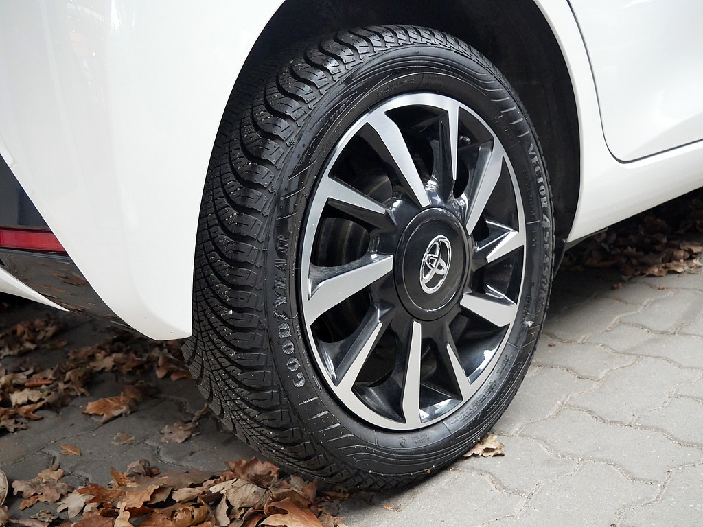 Fahrzeugansicht TOYOTA Aygo 1.0 X-Final - Bild 5