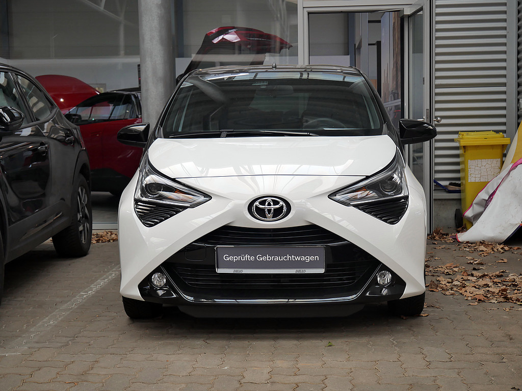Fahrzeugansicht TOYOTA Aygo 1.0 X-Final - Bild 12