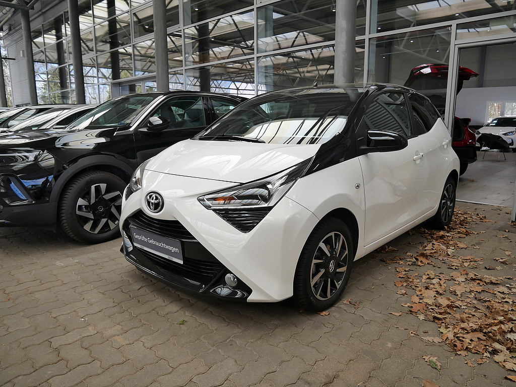 Fahrzeugansicht TOYOTA Aygo 1.0 X-Final - Bild 23