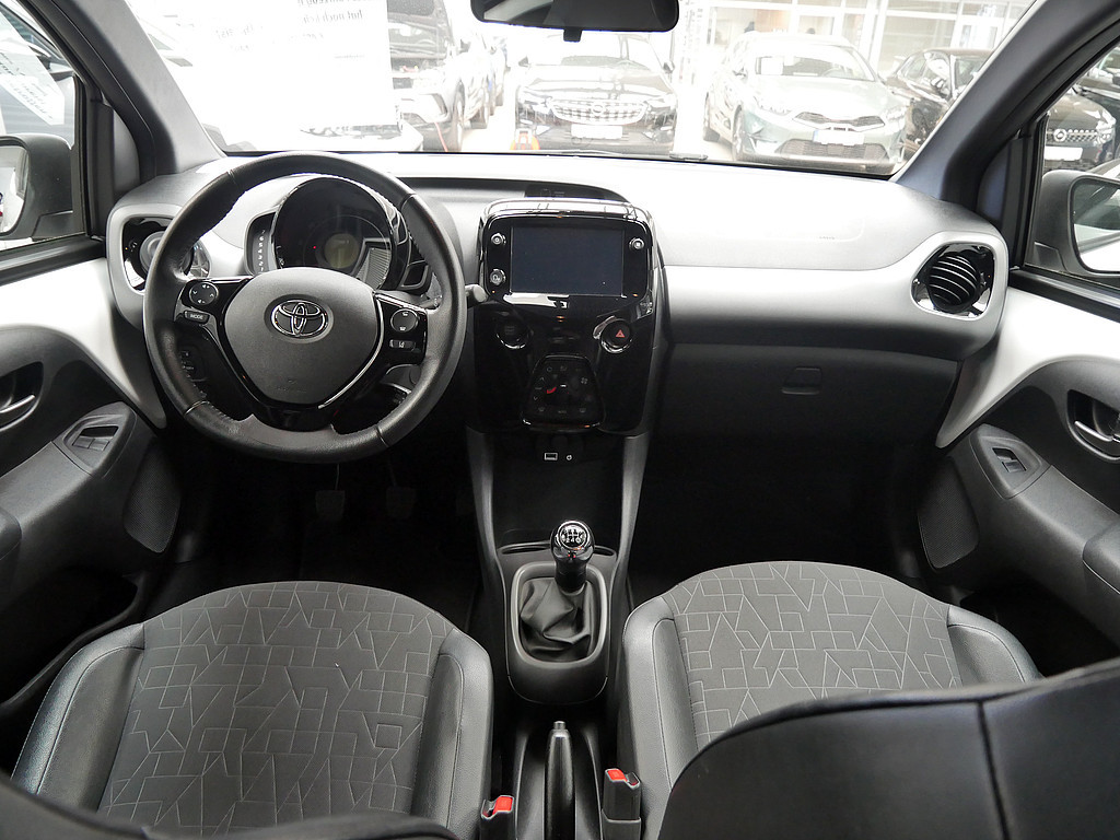 Fahrzeugansicht TOYOTA Aygo 1.0 X-Final - Bild 35
