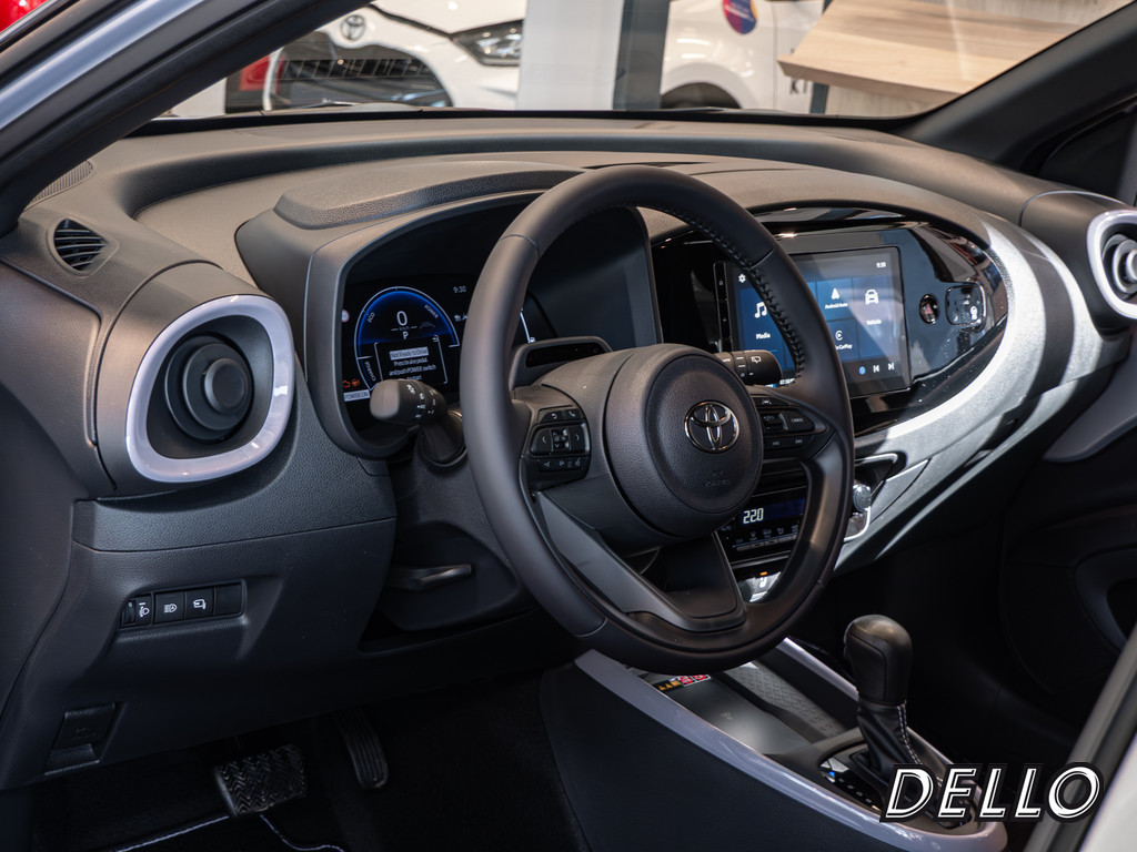 Fahrzeugansicht TOYOTA Aygo X 1.5 Hybrid Teamplayer - Bild 30