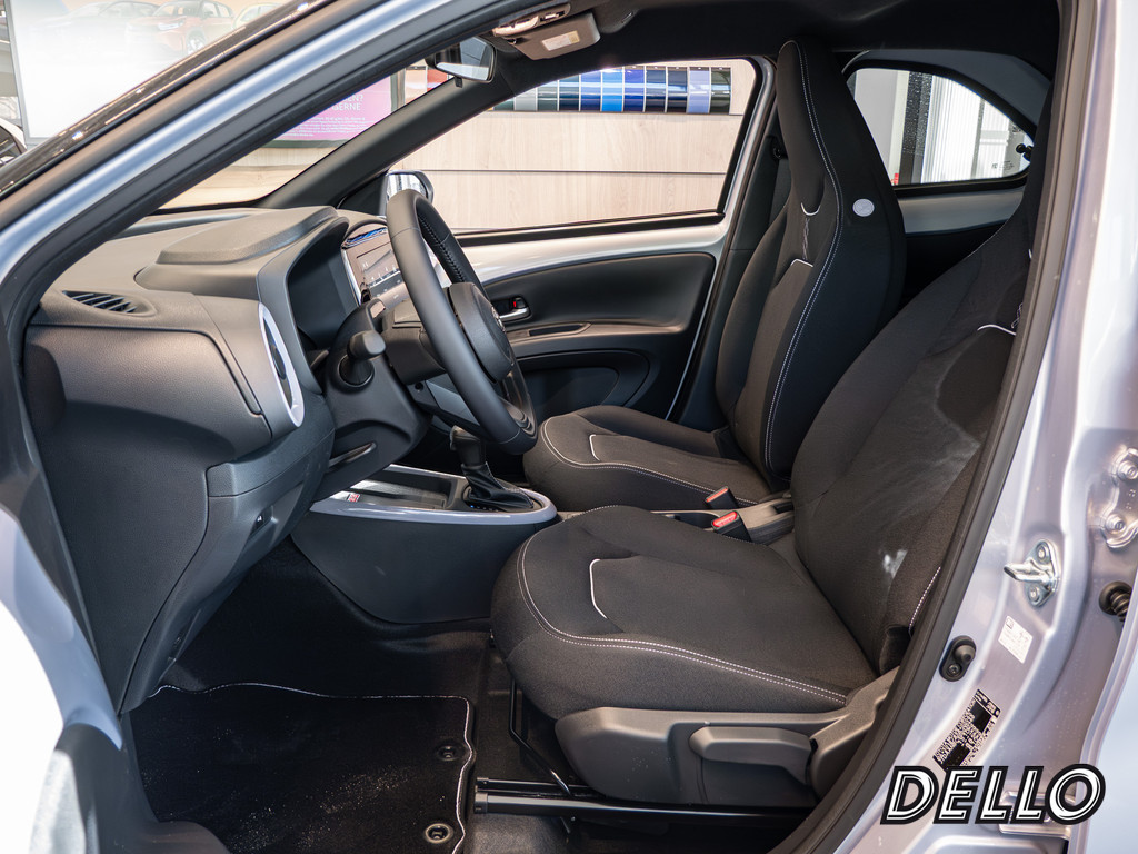 Fahrzeugansicht TOYOTA Aygo X 1.5 Hybrid Teamplayer - Bild 41