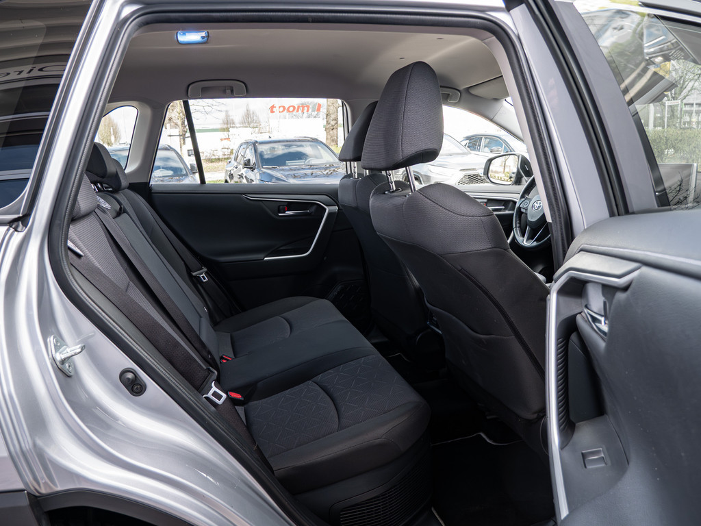 Fahrzeugansicht TOYOTA RAV 4 2.5 Hybrid Team D - Bild 6