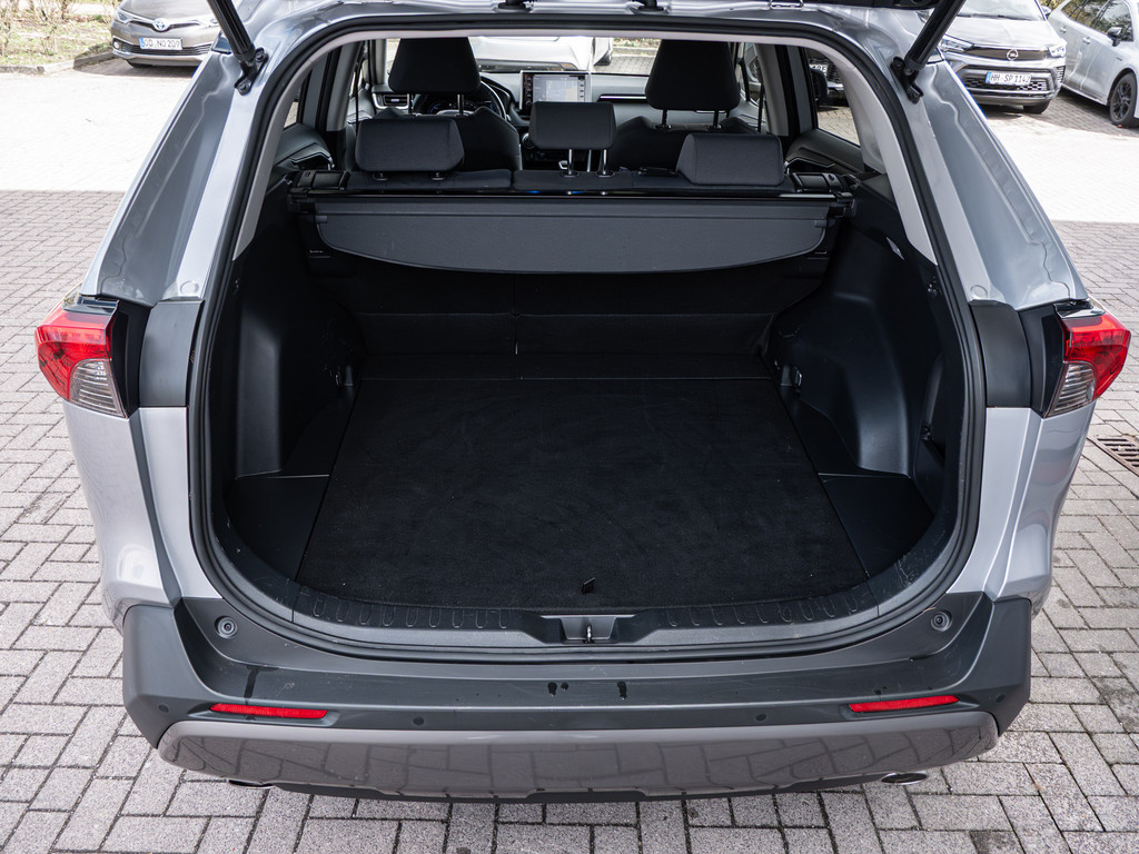 Fahrzeugansicht TOYOTA RAV 4 2.5 Hybrid Team D - Bild 10