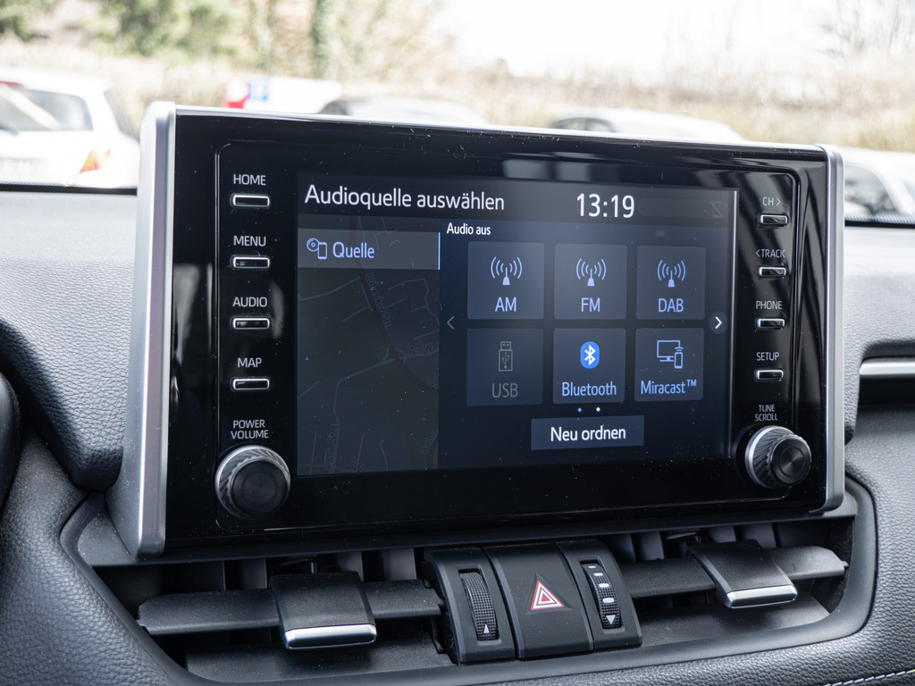 Fahrzeugansicht TOYOTA RAV 4 2.5 Hybrid Team D - Bild 16