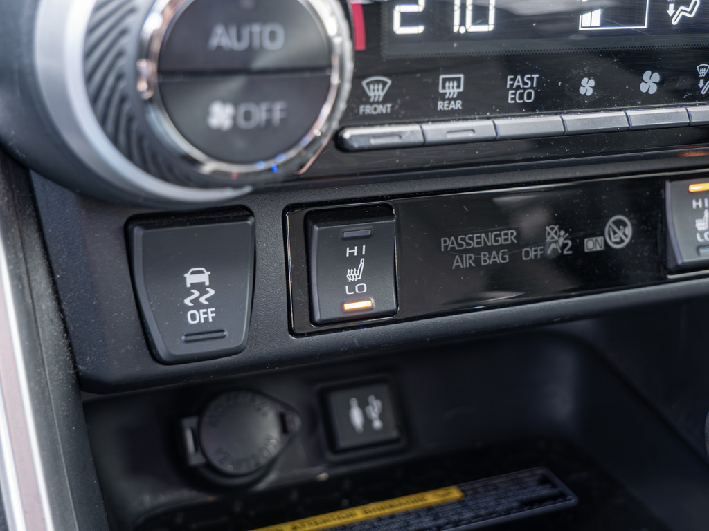 Fahrzeugansicht TOYOTA RAV 4 2.5 Hybrid Team D - Bild 19
