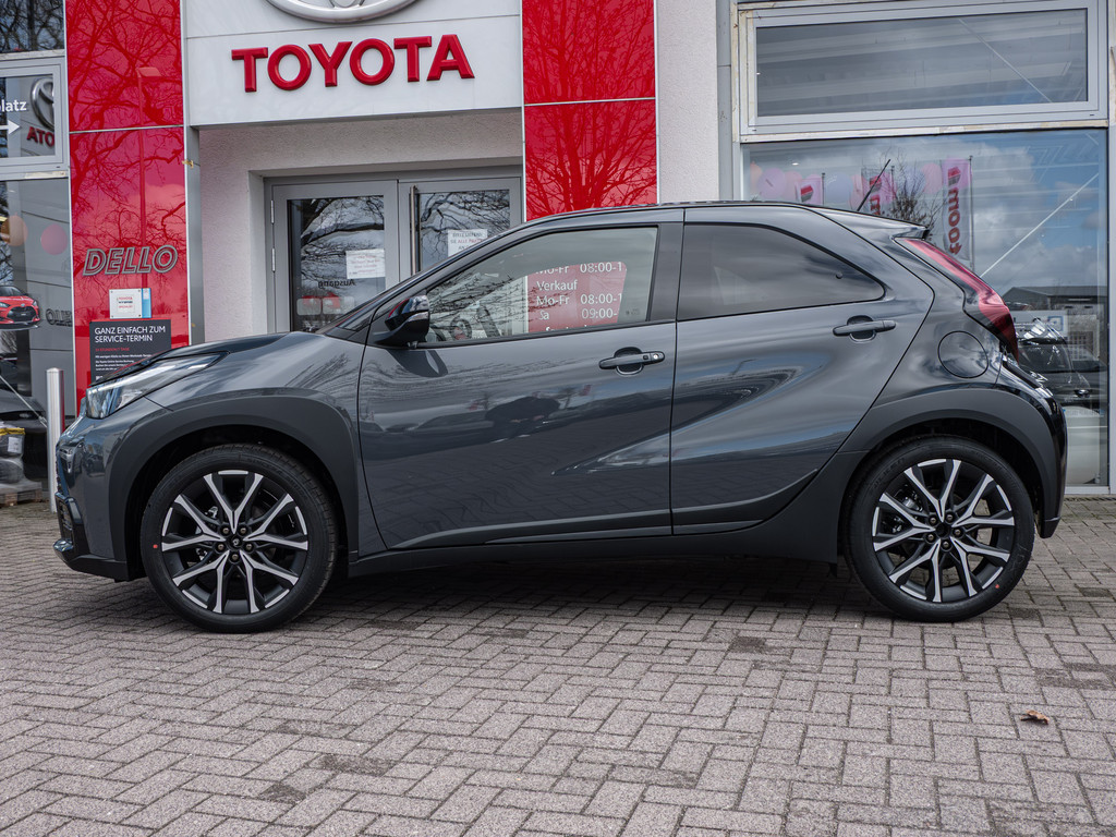 Fahrzeugansicht TOYOTA Aygo X 1.5 Hybrid GR SPORT - Bild 43