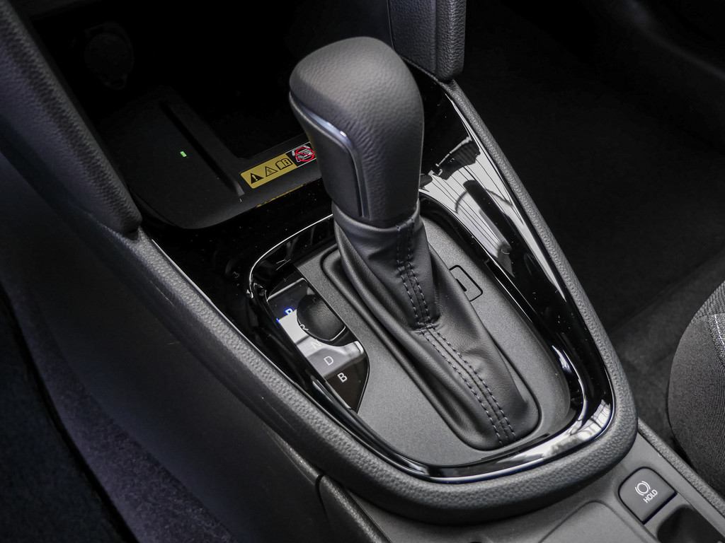 Fahrzeugansicht TOYOTA Yaris Cross 1.5 Hybrid FWD Teamplayer - Bild 21