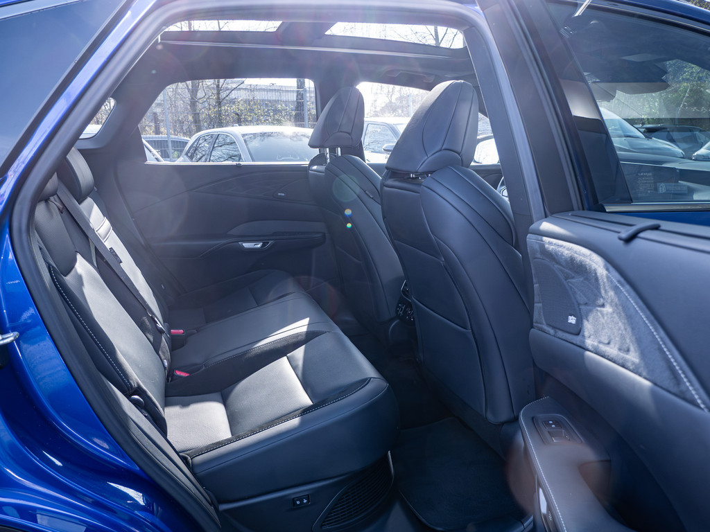 Fahrzeugansicht LEXUS RX 500h DIRECT4 F SPORT+ - Bild 5