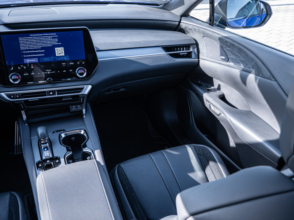 Fahrzeugansicht LEXUS RX 500h DIRECT4 F SPORT+ - Bild 9