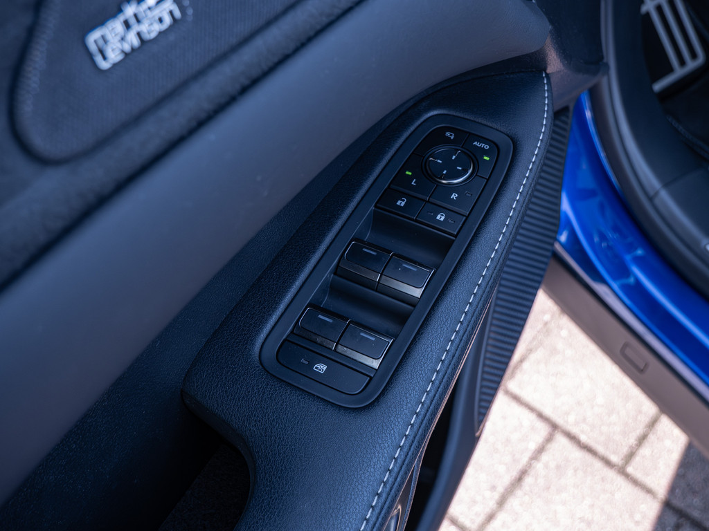 Fahrzeugansicht LEXUS RX 500h DIRECT4 F SPORT+ - Bild 42