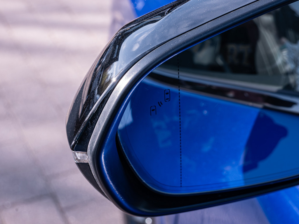 Fahrzeugansicht LEXUS RX 500h DIRECT4 F SPORT+ - Bild 48