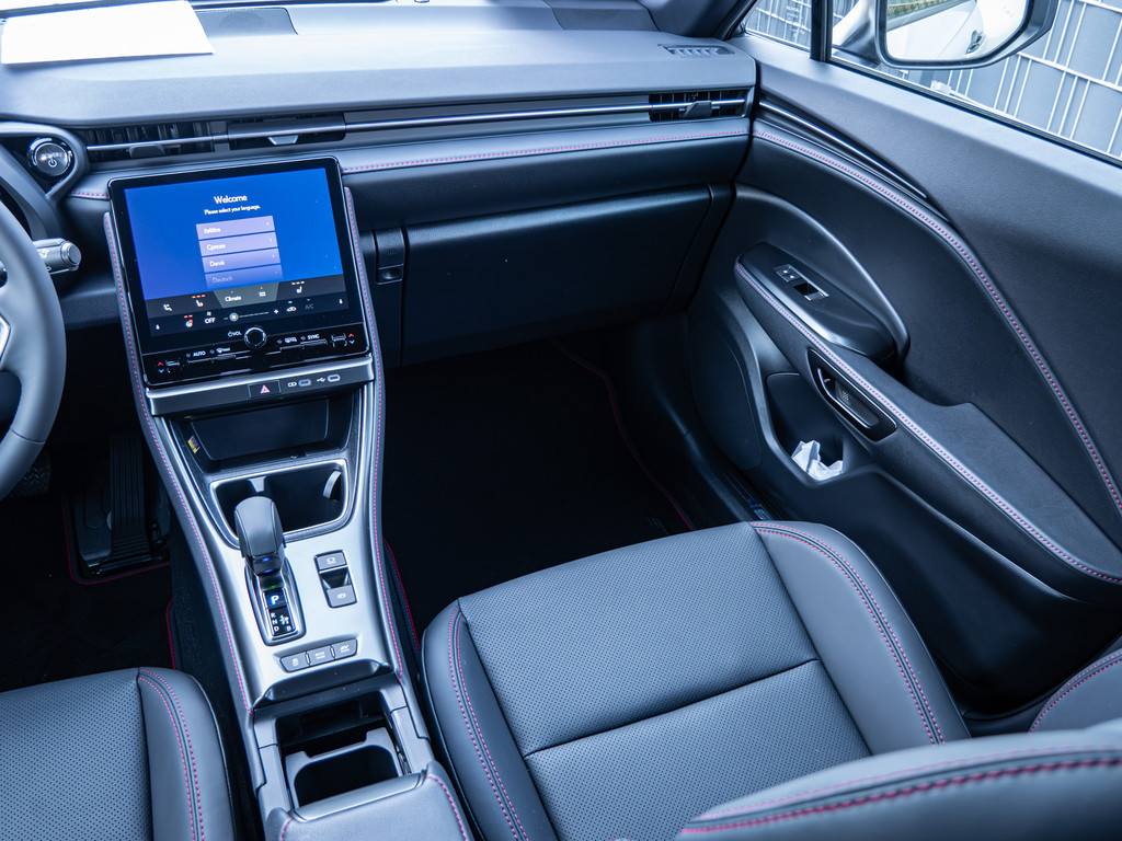 Fahrzeugansicht LEXUS LBX 1.5 FWD Emotion - Bild 9