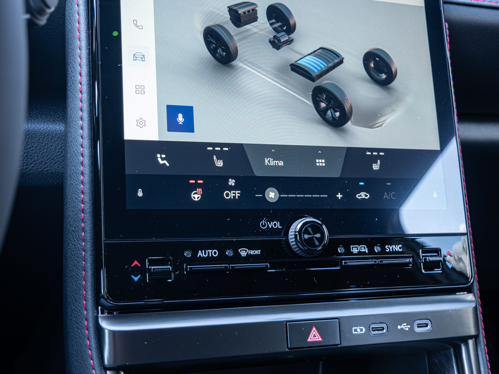 Fahrzeugansicht LEXUS LBX 1.5 FWD Emotion - Bild 19