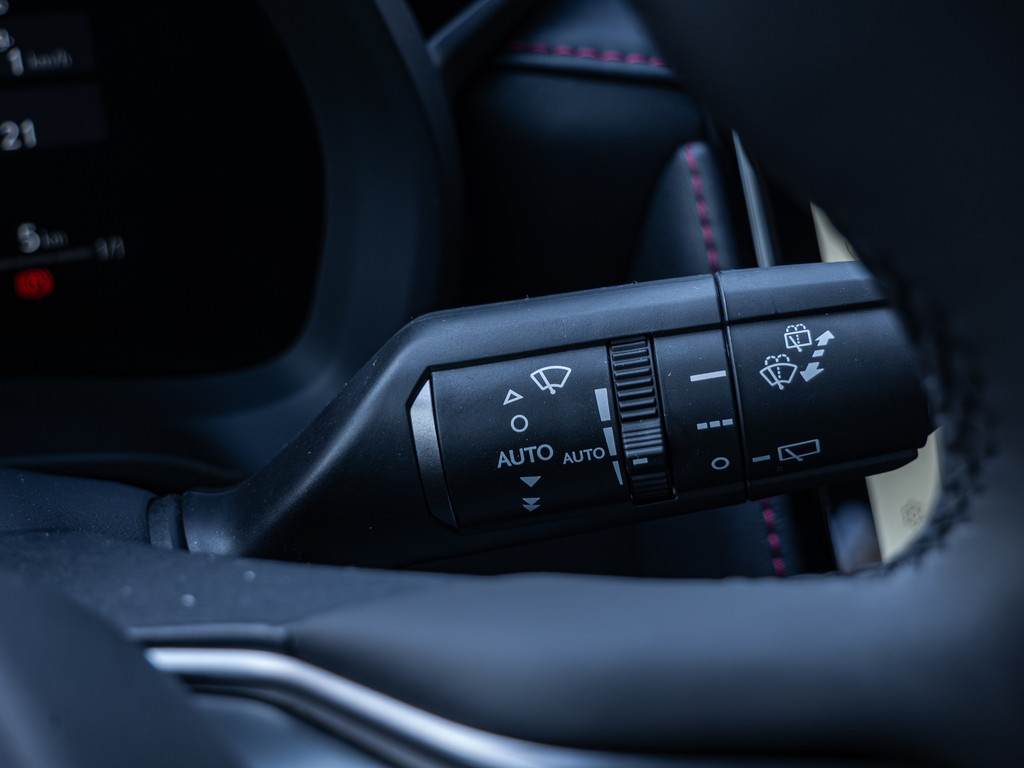 Fahrzeugansicht LEXUS LBX 1.5 FWD Emotion - Bild 27