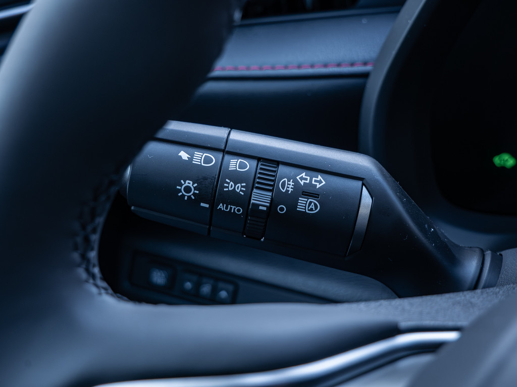 Fahrzeugansicht LEXUS LBX 1.5 FWD Emotion - Bild 28