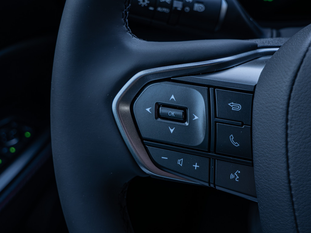 Fahrzeugansicht LEXUS LBX 1.5 FWD Emotion - Bild 30