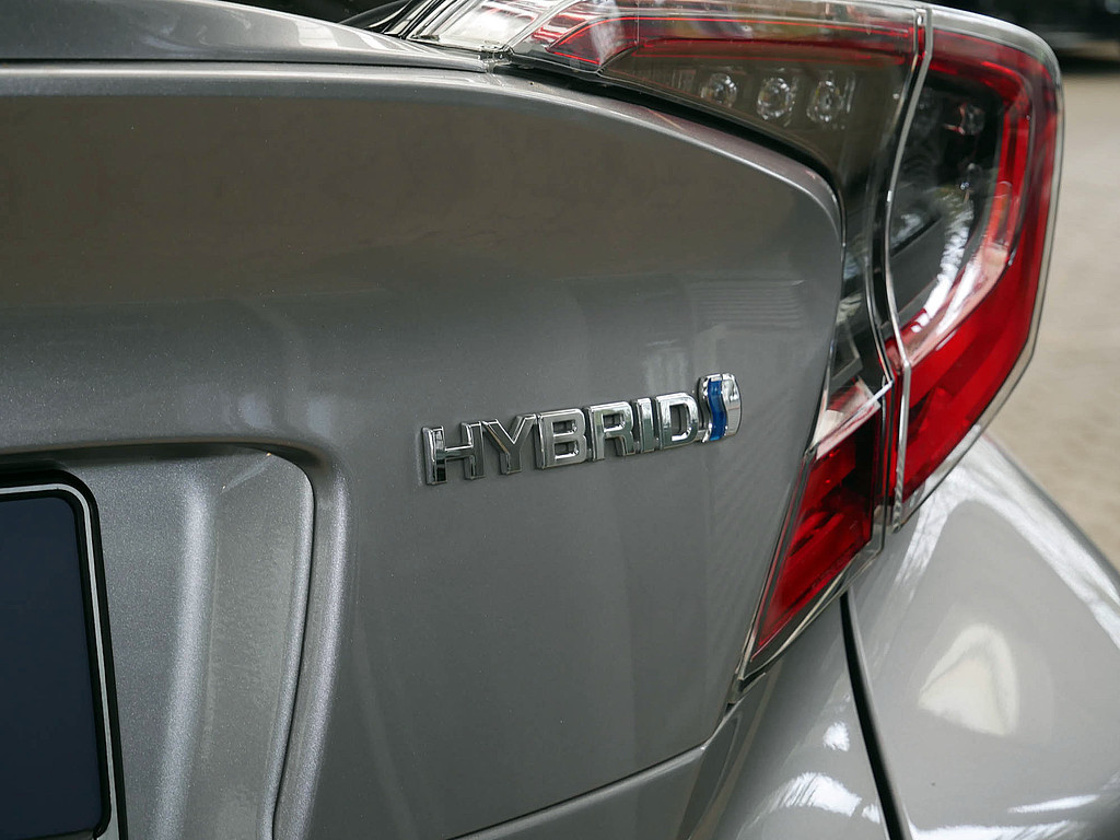 Fahrzeugansicht TOYOTA C-HR HYBRID Style - Bild 6