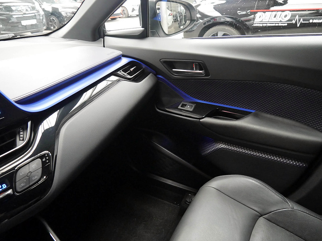 Fahrzeugansicht TOYOTA C-HR HYBRID Style - Bild 19