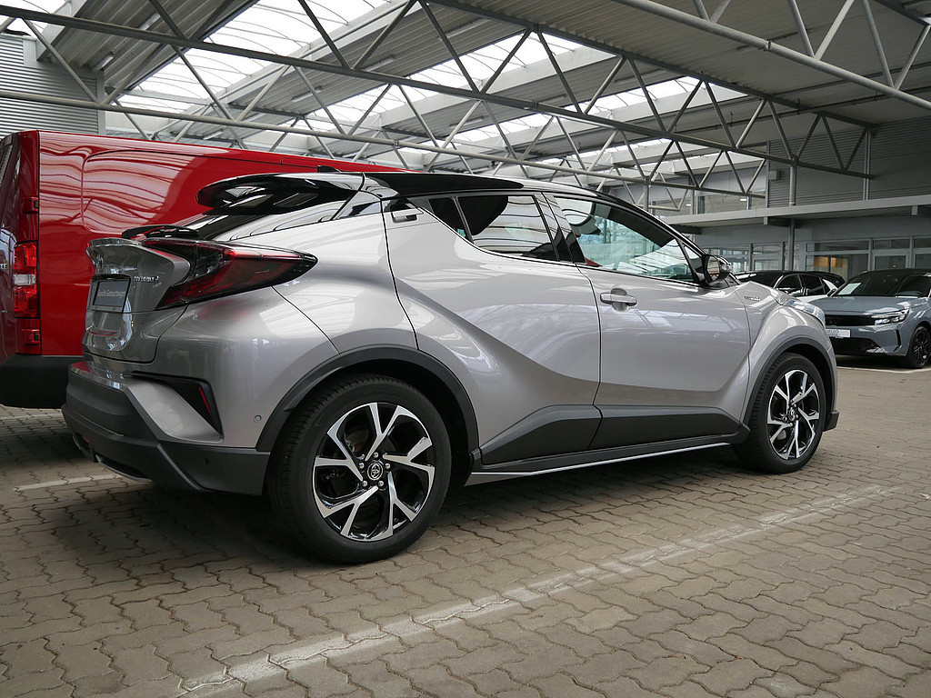 Fahrzeugansicht TOYOTA C-HR HYBRID Style - Bild 23