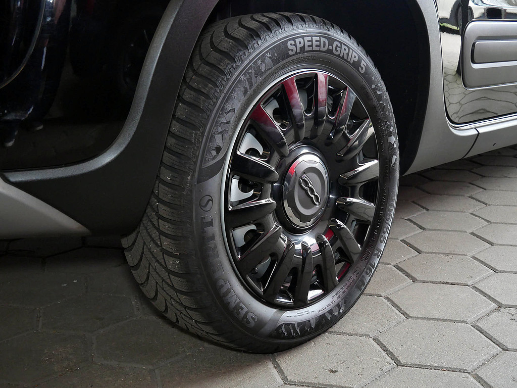 Fahrzeugansicht FIAT 500L 1.4 16V Cross - Bild 3