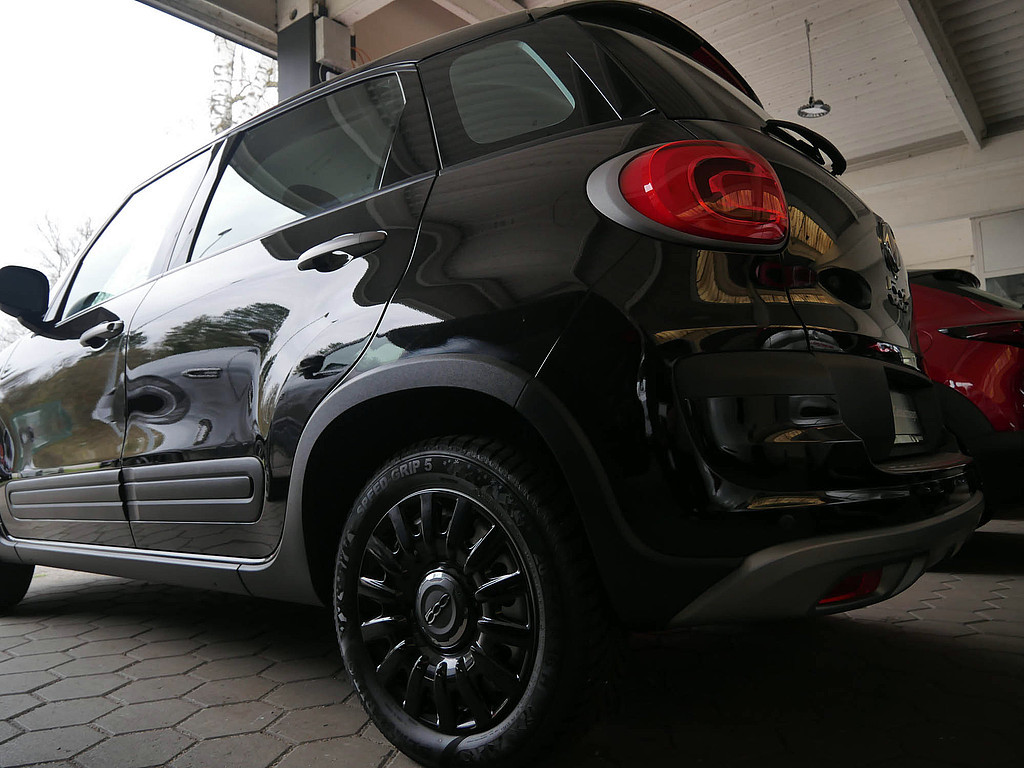 Fahrzeugansicht FIAT 500L 1.4 16V Cross - Bild 6