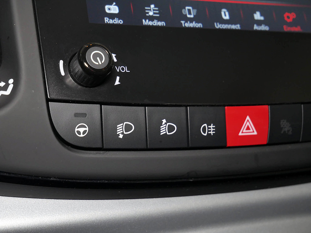 Fahrzeugansicht FIAT 500L 1.4 16V Cross - Bild 16