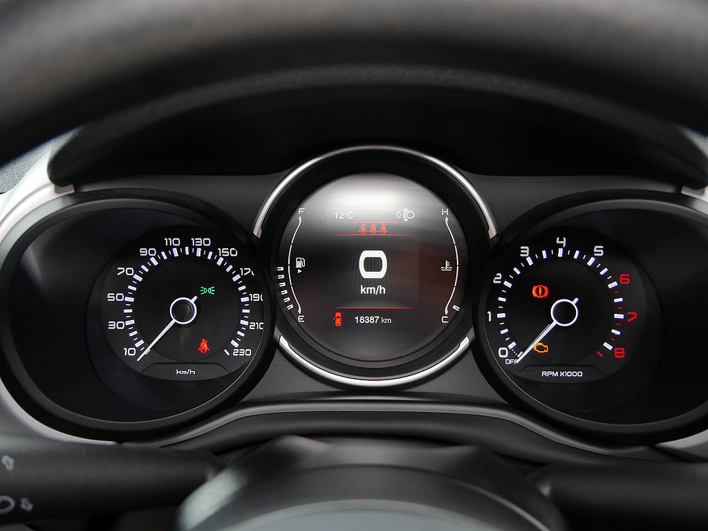 Fahrzeugansicht FIAT 500L 1.4 16V Cross - Bild 21