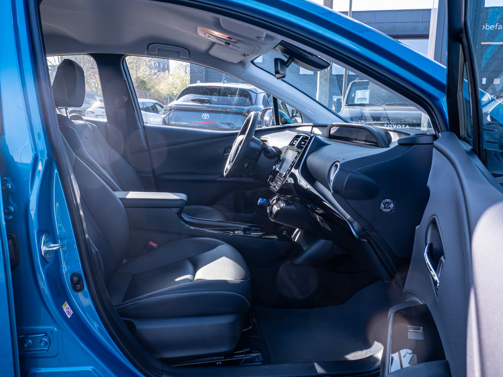 Fahrzeugansicht TOYOTA Prius Hybrid Executive - Bild 6