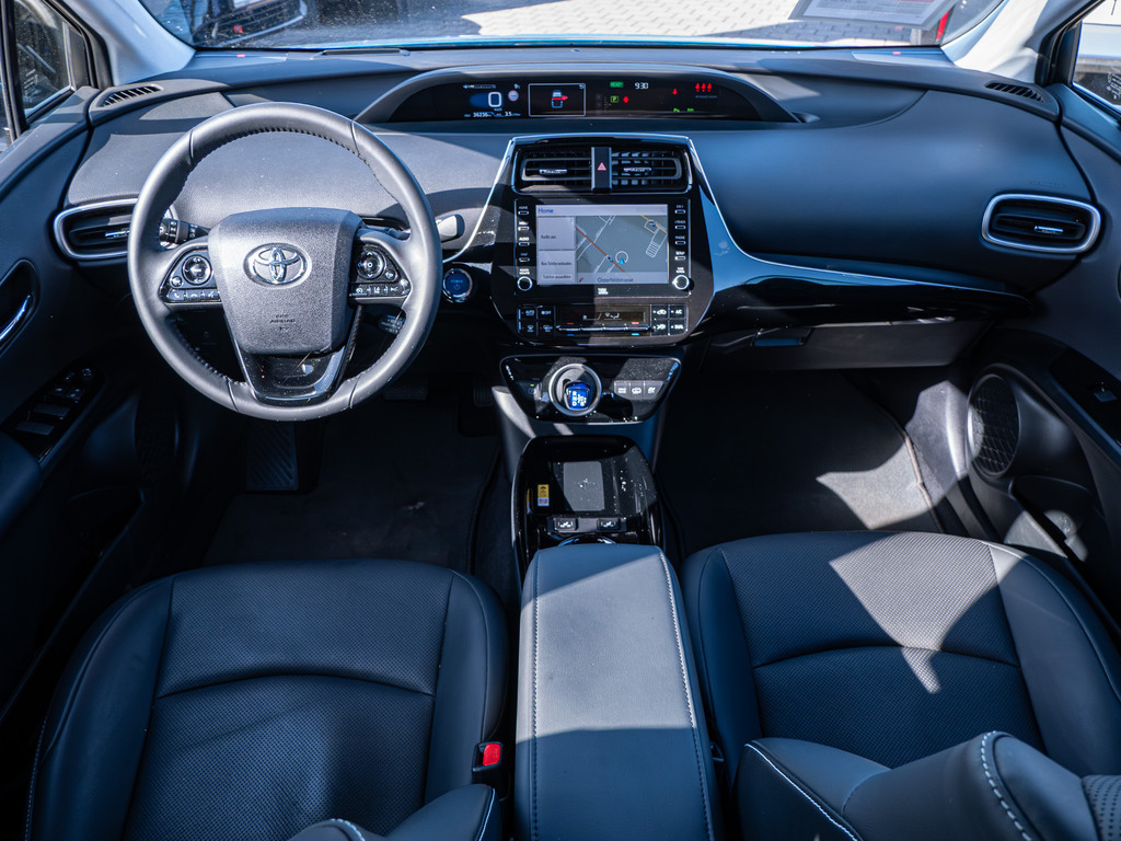 Fahrzeugansicht TOYOTA Prius Hybrid Executive - Bild 8