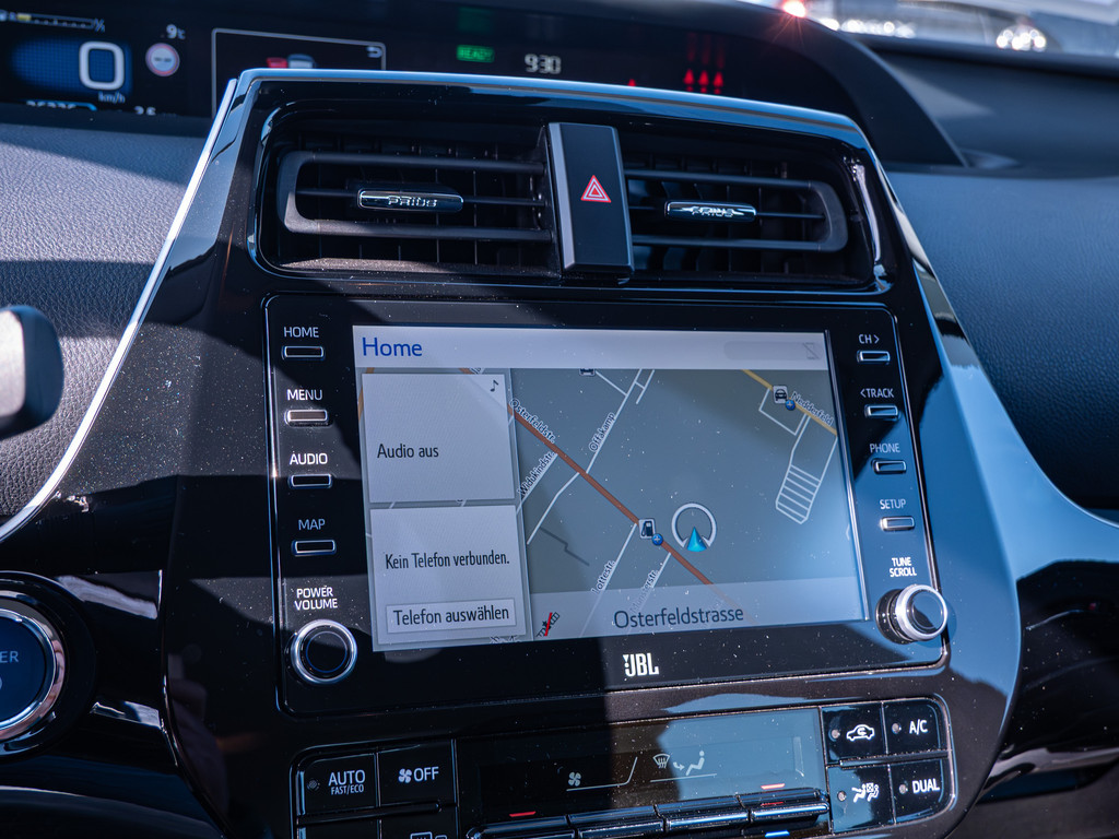 Fahrzeugansicht TOYOTA Prius Hybrid Executive - Bild 13