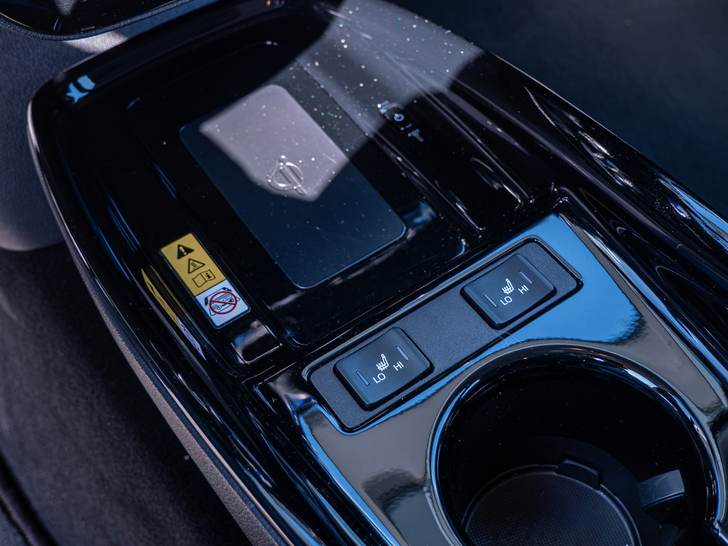 Fahrzeugansicht TOYOTA Prius Hybrid Executive - Bild 20