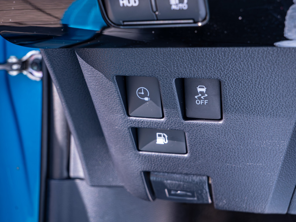 Fahrzeugansicht TOYOTA Prius Hybrid Executive - Bild 33