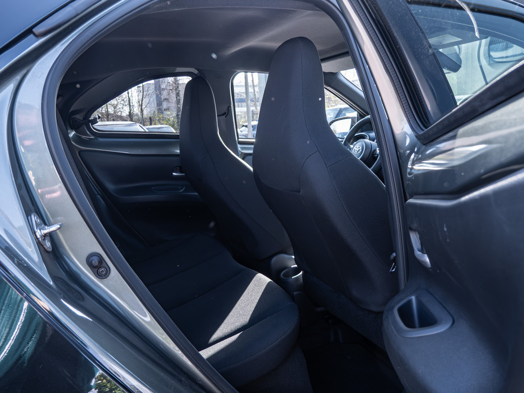 Fahrzeugansicht TOYOTA Aygo X 1.0 Pulse - Bild 5