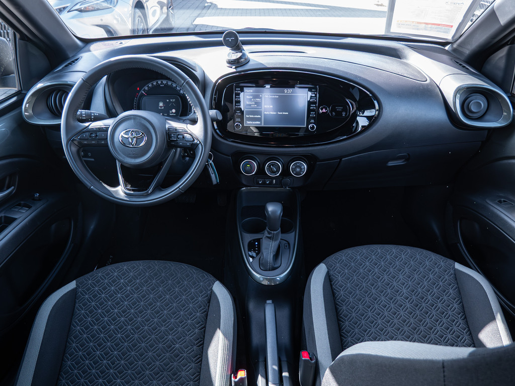 Fahrzeugansicht TOYOTA Aygo X 1.0 Pulse - Bild 6