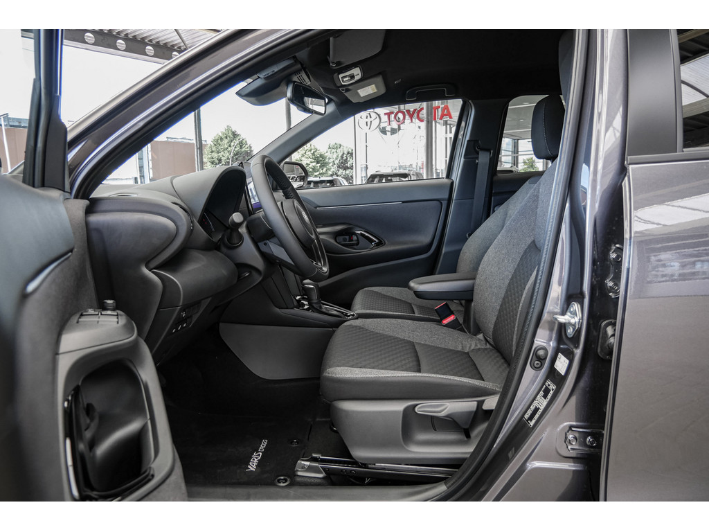Fahrzeugansicht TOYOTA Yaris Cross 1.5 Hybrid FWD Teamplayer - Bild 5