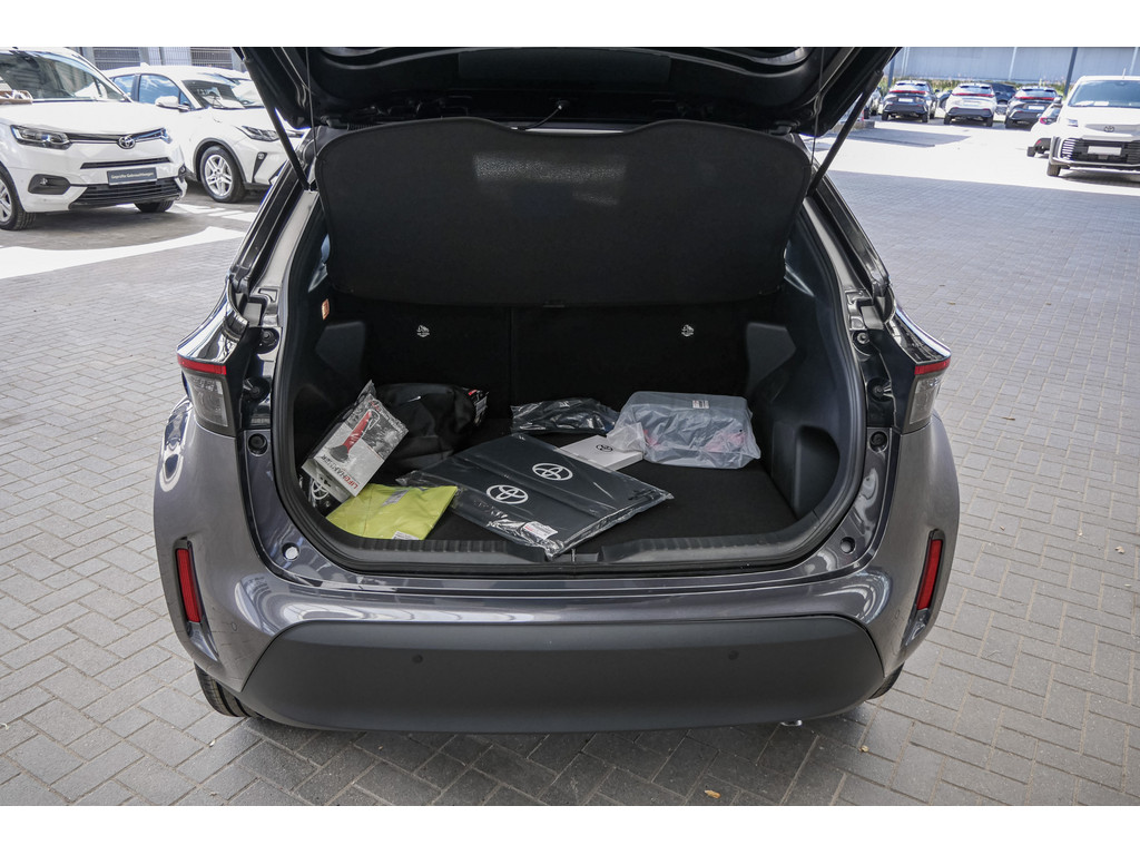Fahrzeugansicht TOYOTA Yaris Cross 1.5 Hybrid FWD Teamplayer - Bild 13